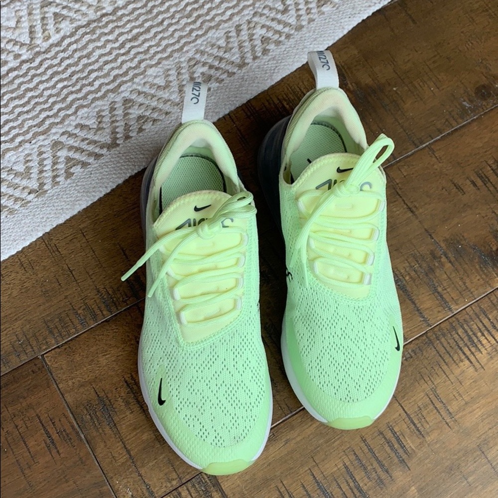 Nike Air Zoom Women’s sz 7.5